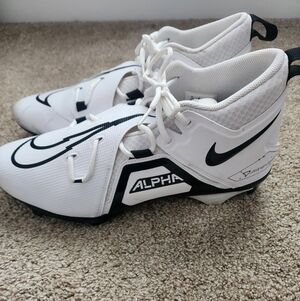Mens Nike Alpha 3 White and Black Football Cleats Size 14